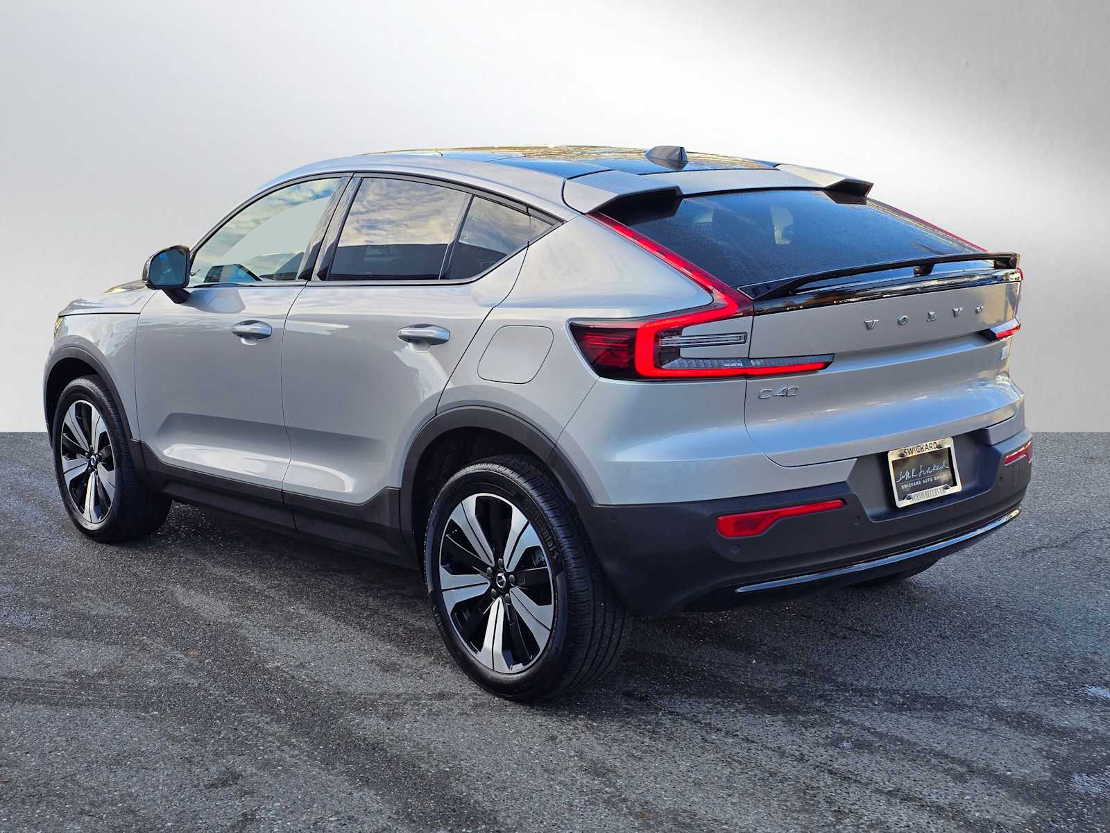 2023 Volvo C40 Recharge Plus photo 3