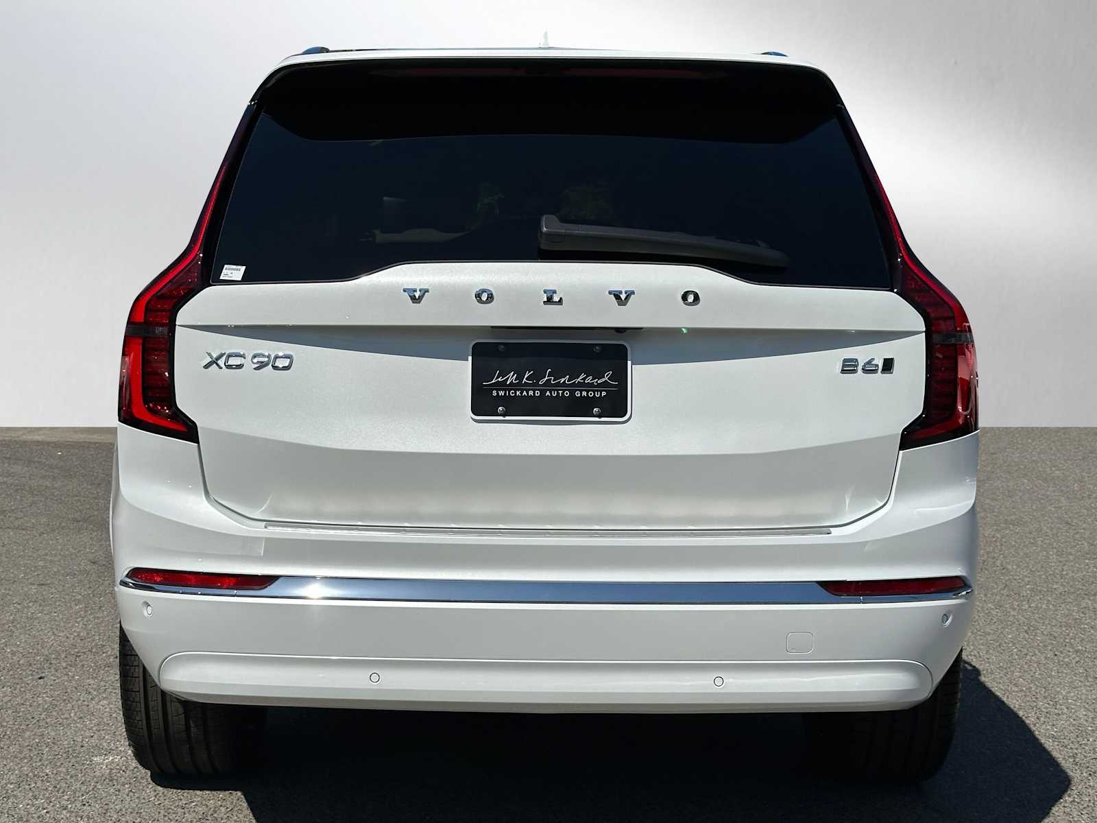 2026 Volvo XC90 Plus photo 3