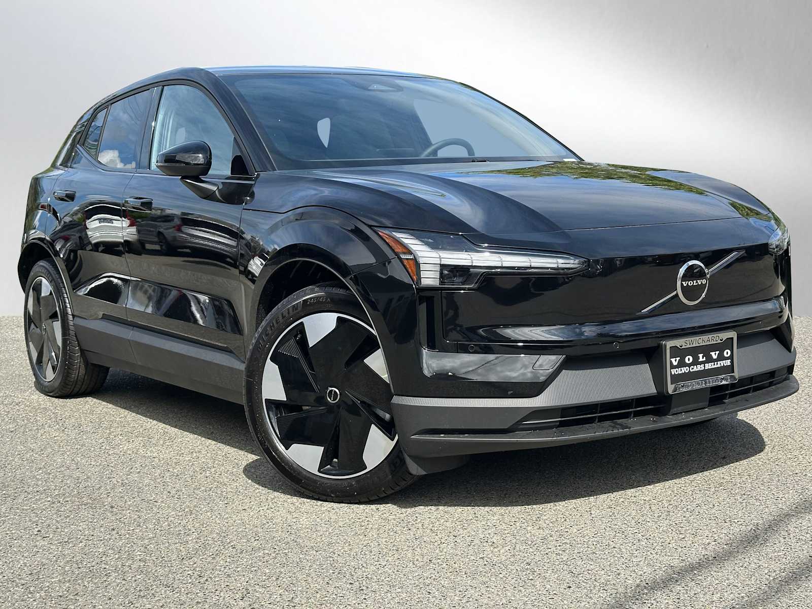 2026 Volvo EX30 Twin Motor Performance Plus's photo