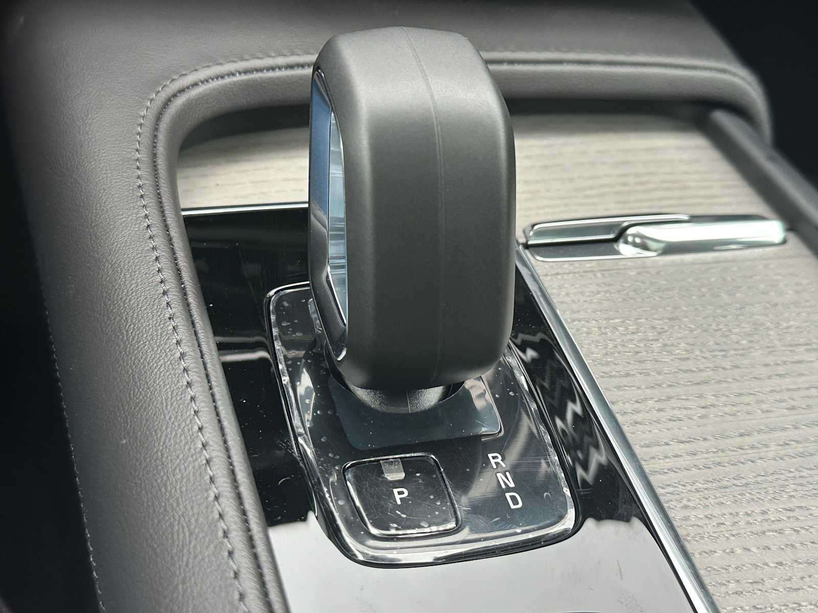 2025 Volvo S90 Plus - Photo 30