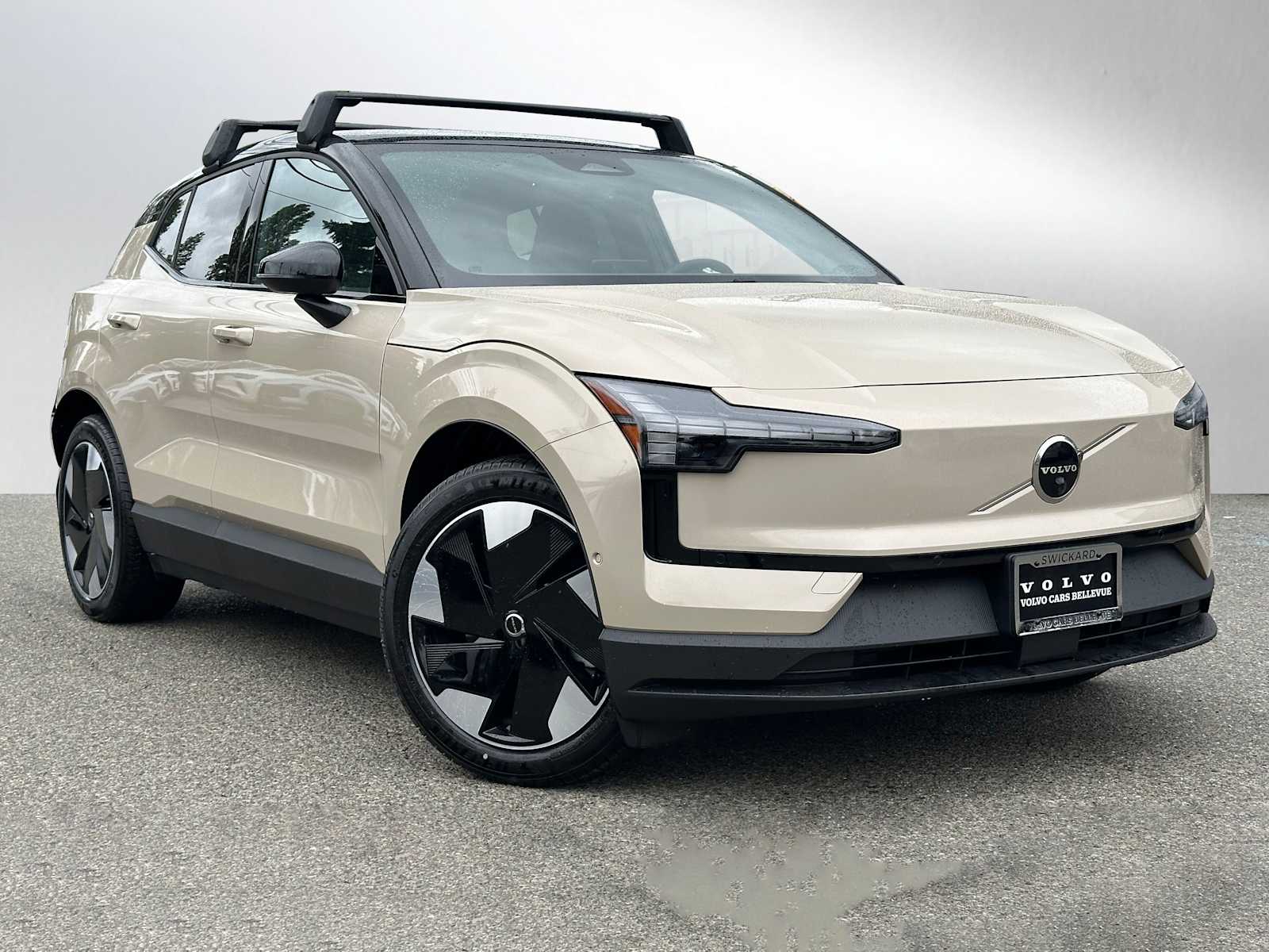2026 Volvo EX30 Twin Motor Performance Ultra's photo