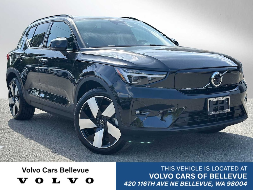 New 2025 Volvo EX40 Single Motor Extended Range Plus SUV