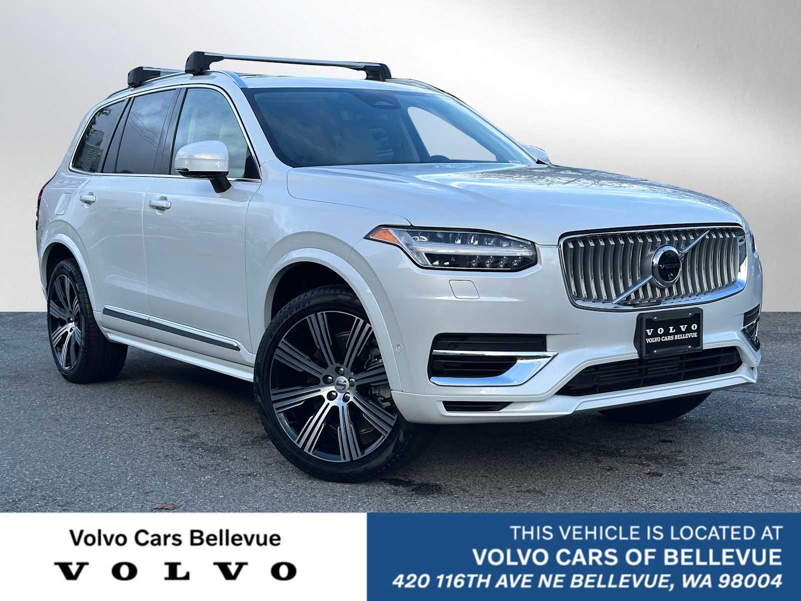 2025 Volvo XC90 Plus's photo