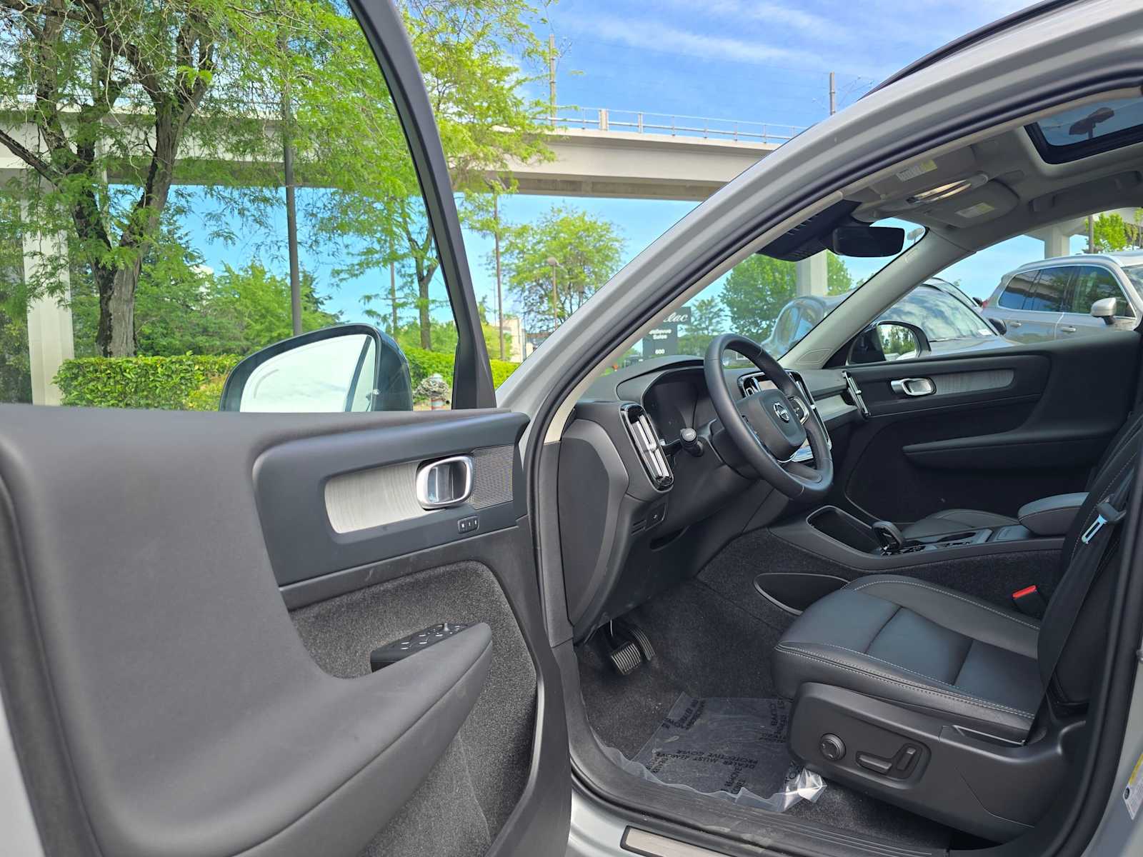 2026 Volvo XC40 Core - Photo 20