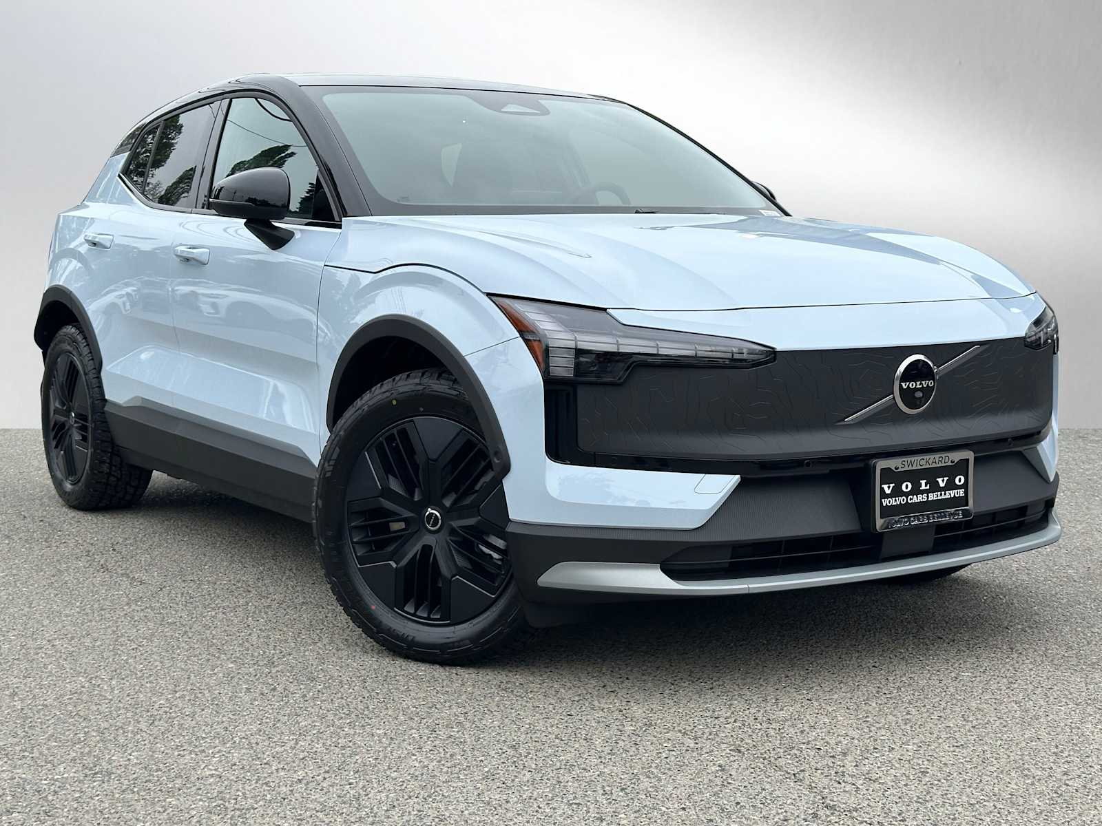 2026 Volvo EX30 Twin Motor Cross Country Ultra's photo
