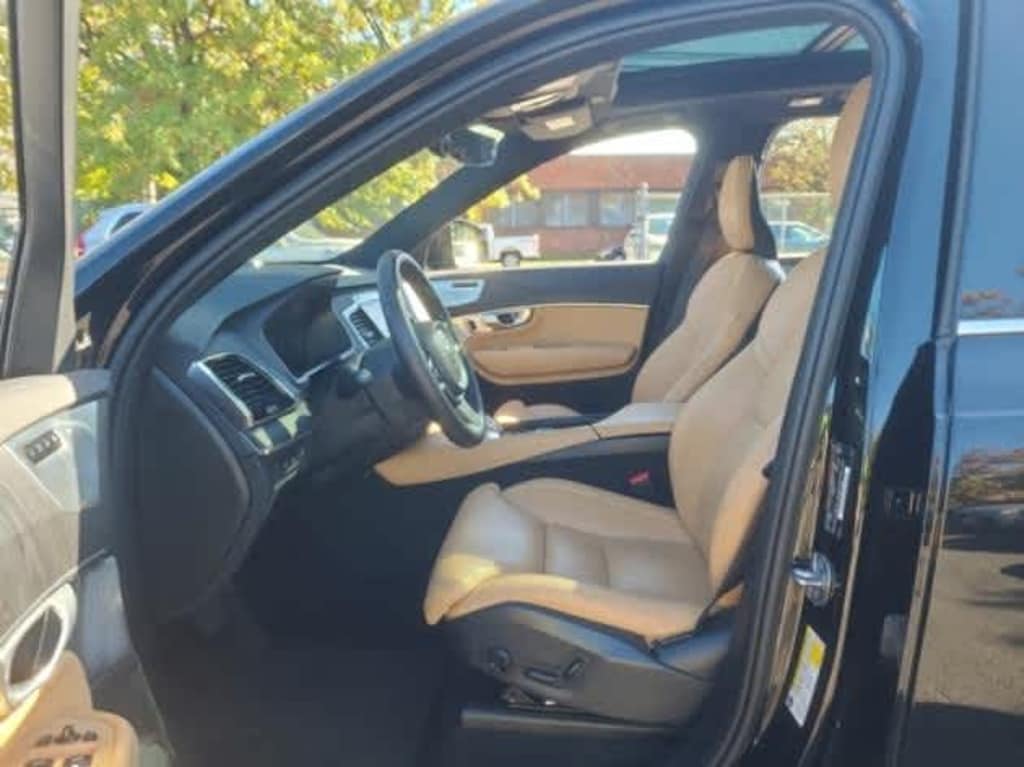 Used 2024 Volvo XC90 plug-in hybrid T8 Ultimate Bright 7-Seater SUV