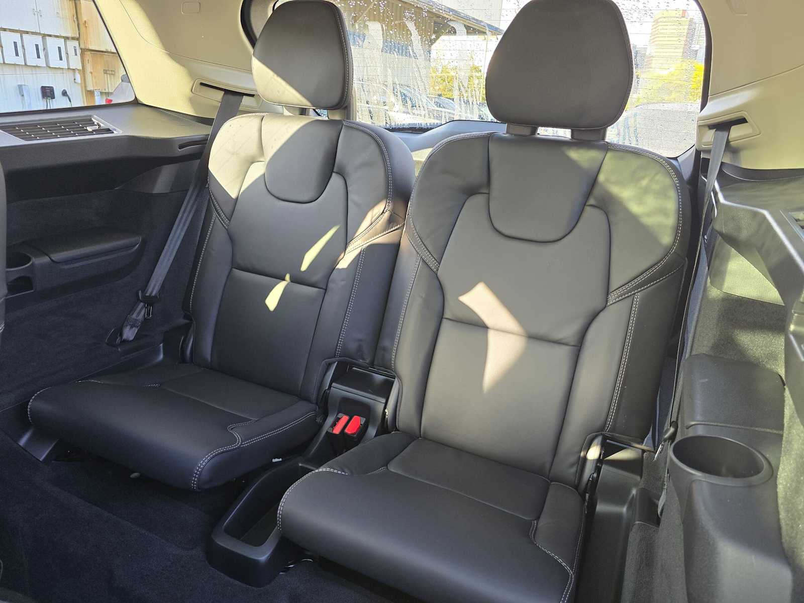 2026 Volvo XC90 Ultra - Photo 17