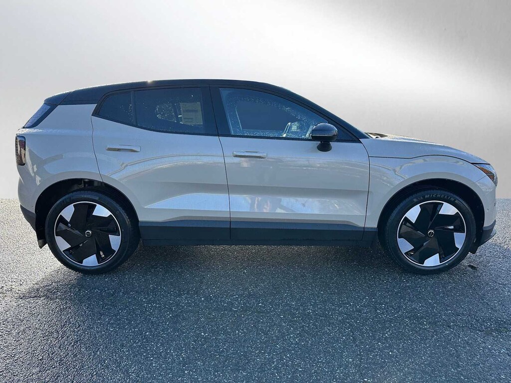New 2026 Volvo EX30 Twin Motor Ultra SUV