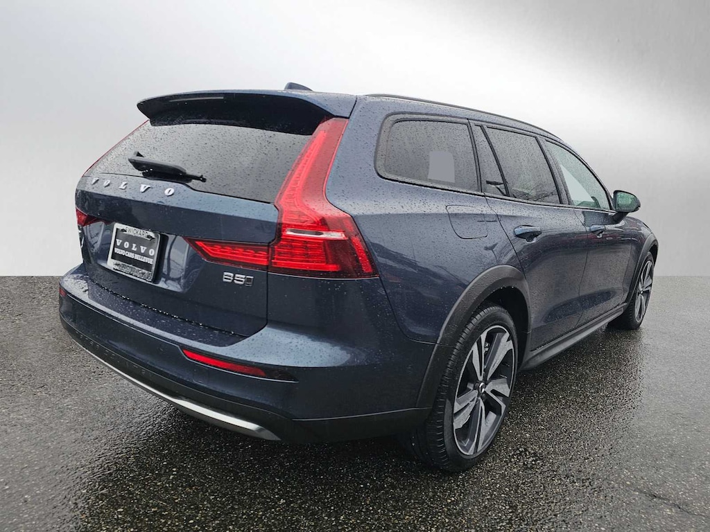 Certified 2025 Volvo V60 Cross Country B5 Plus Wagon