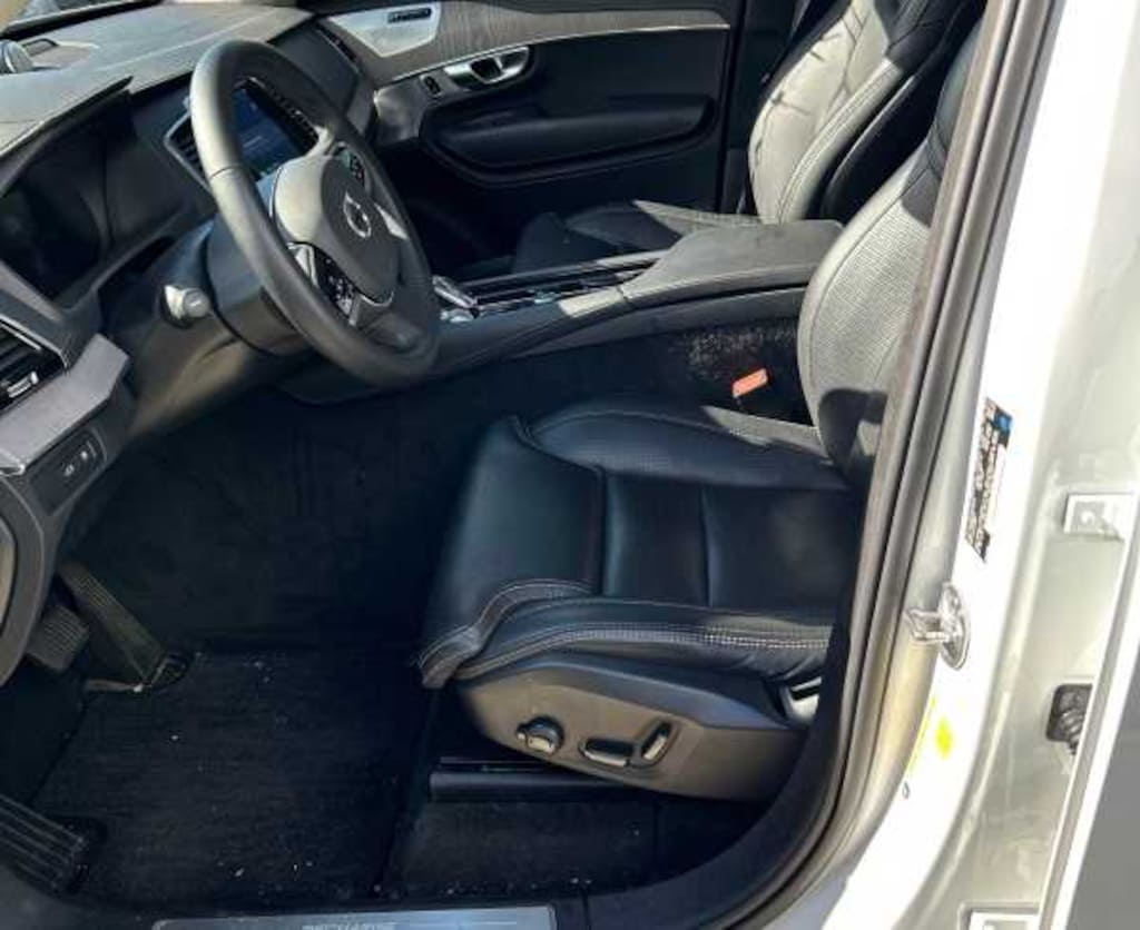 Used 2024 Volvo XC90 plug-in hybrid T8 Ultimate Bright 7-Seater SUV