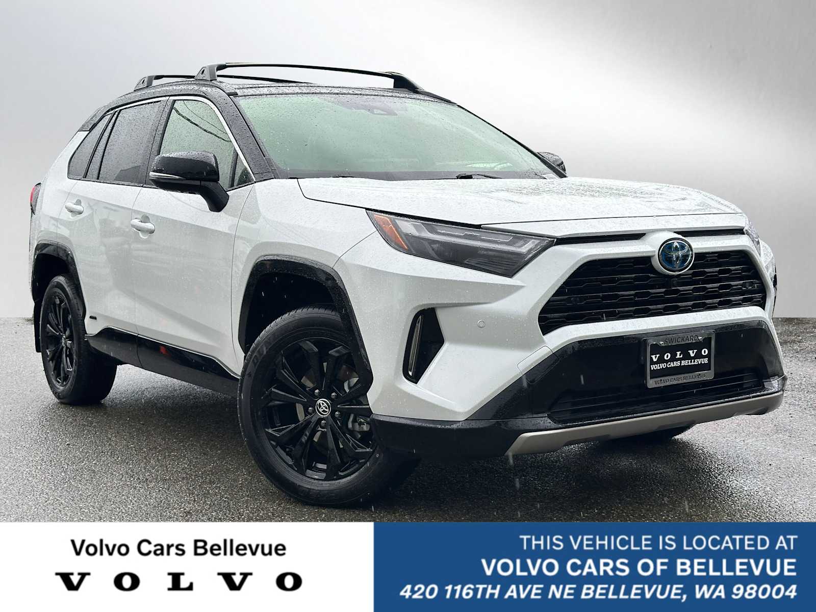 2024 Toyota RAV4 Hybrid XSE AWD's photo