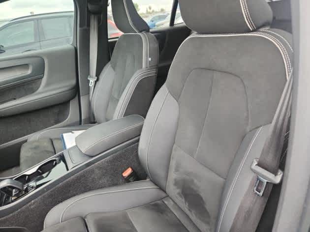 Used 2023 Volvo C40 Plus with VIN YV4ED3GL5P2036242 for sale in Bellevue, WA