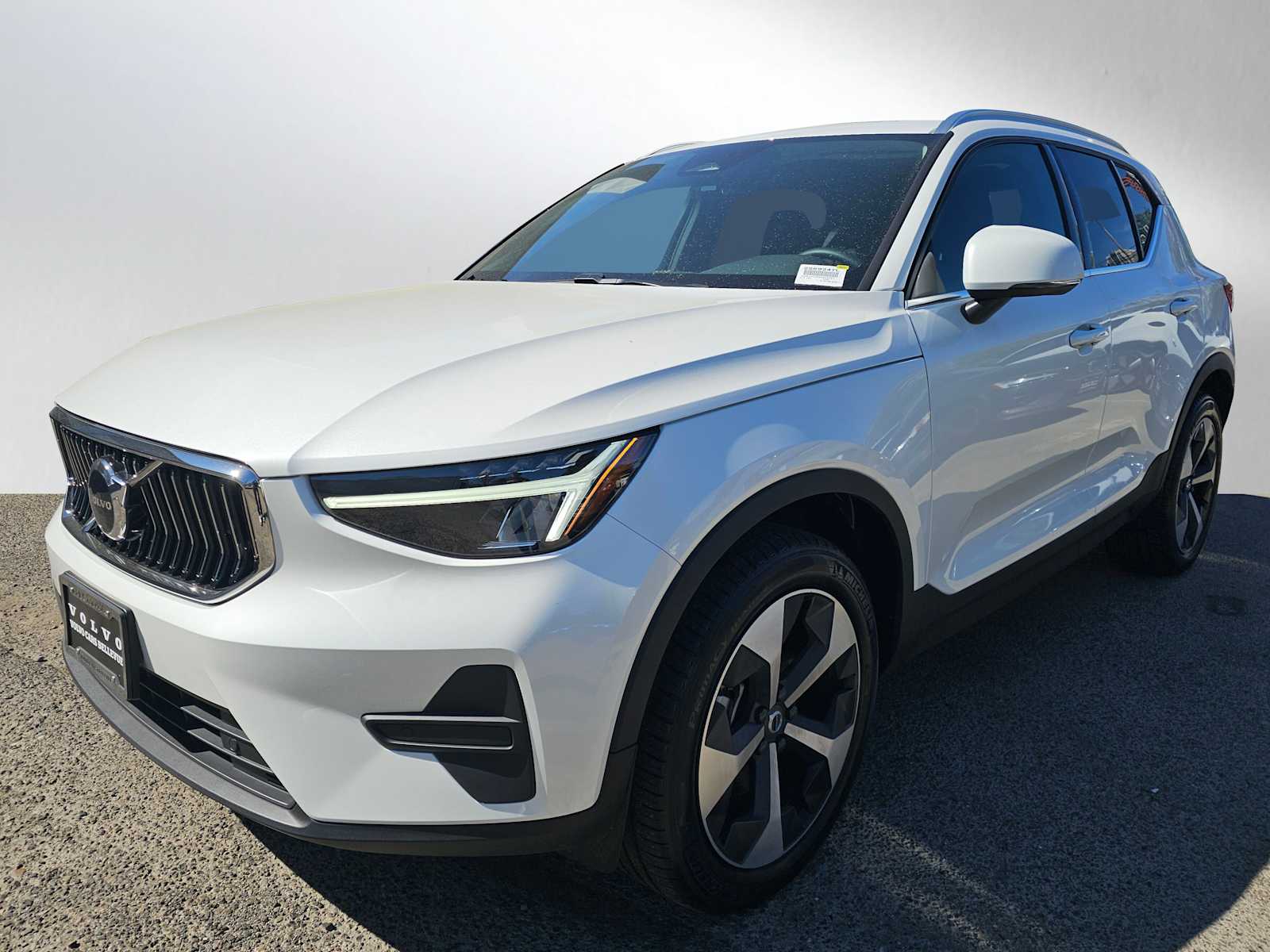 2025 Volvo XC40 Core - Photo 7