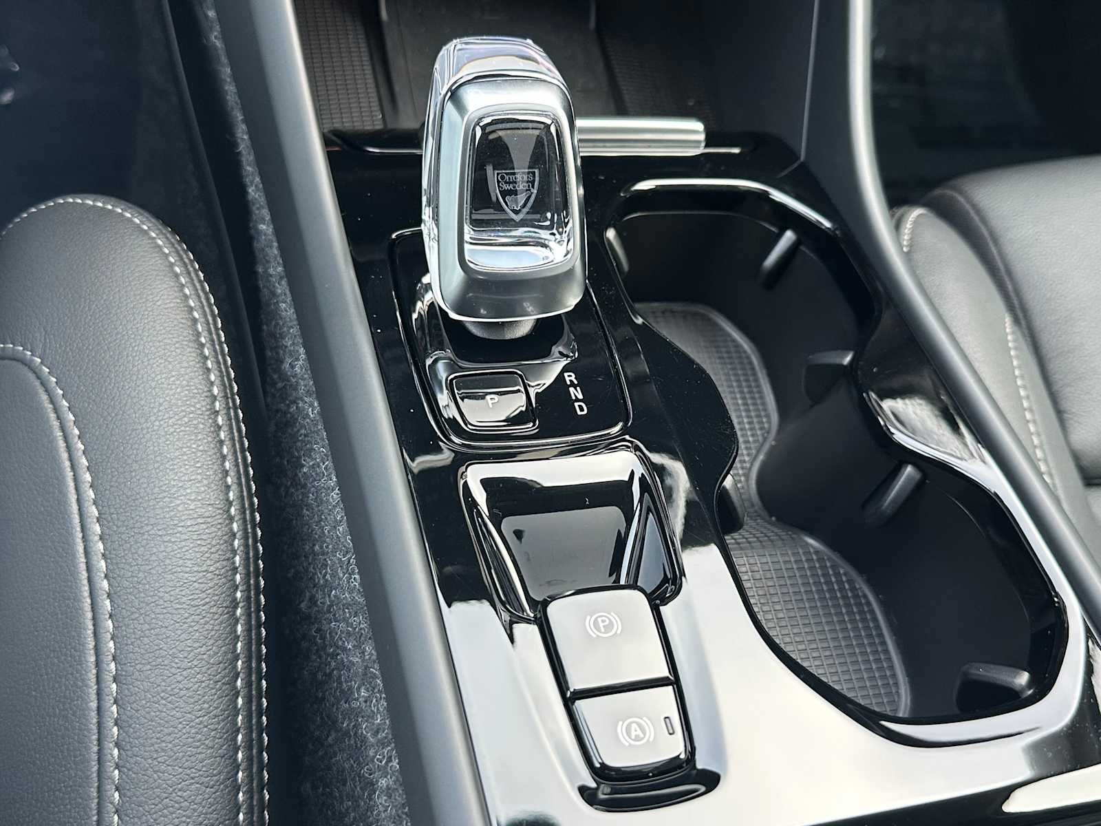 2025 Volvo XC40 Ultra - Photo 31