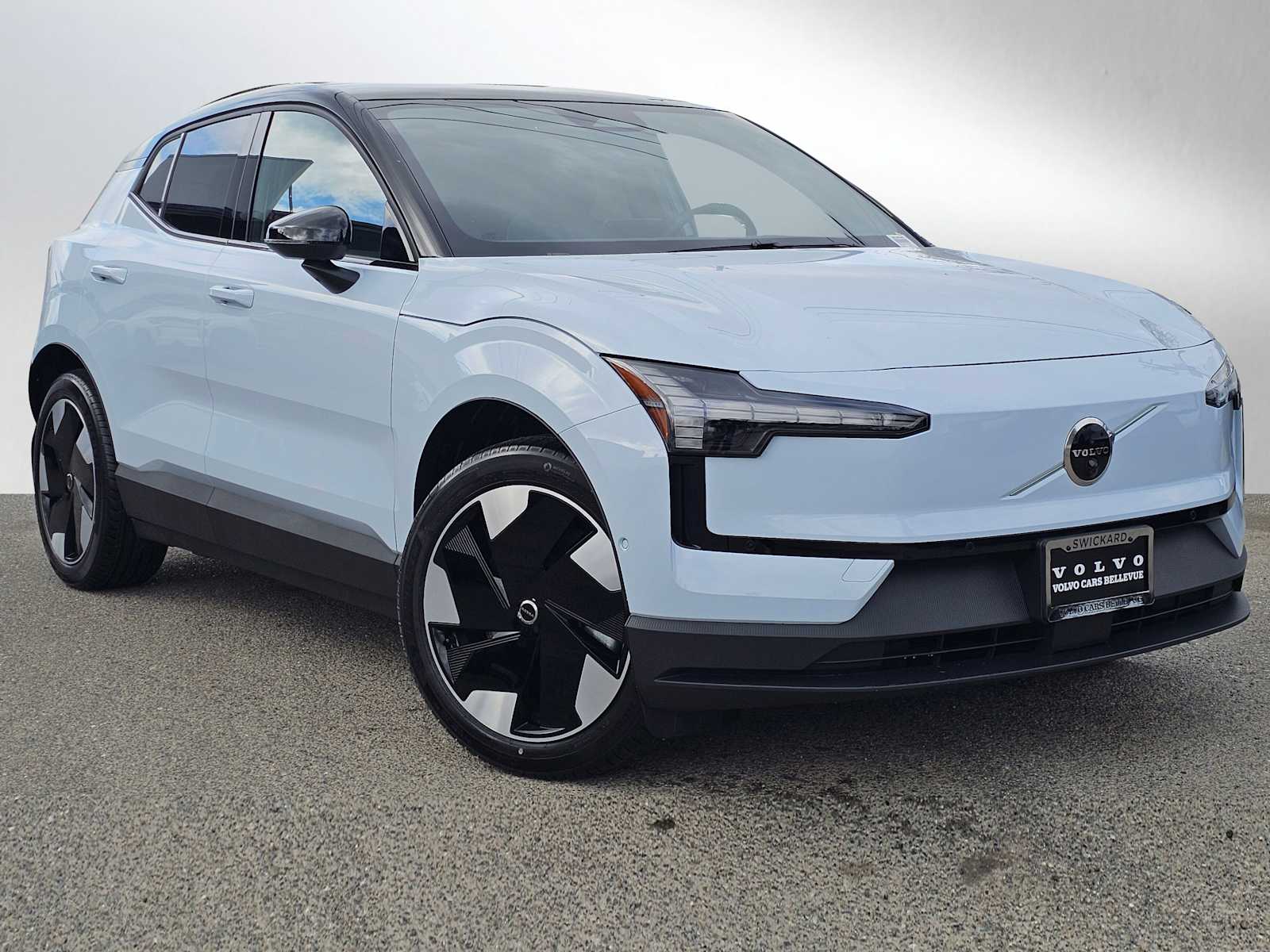 2026 Volvo EX30 Twin Motor Performance Ultra's photo
