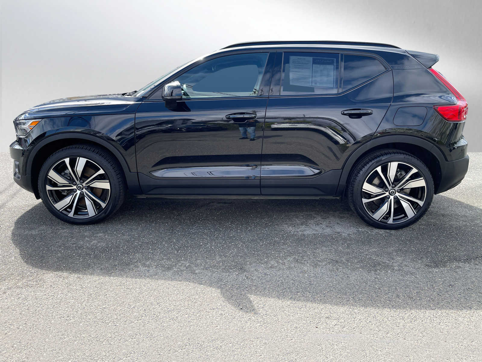 Certified 2021 Volvo XC40 Recharge with VIN YV4ED3UR4M2542410 for sale in Bellevue, WA
