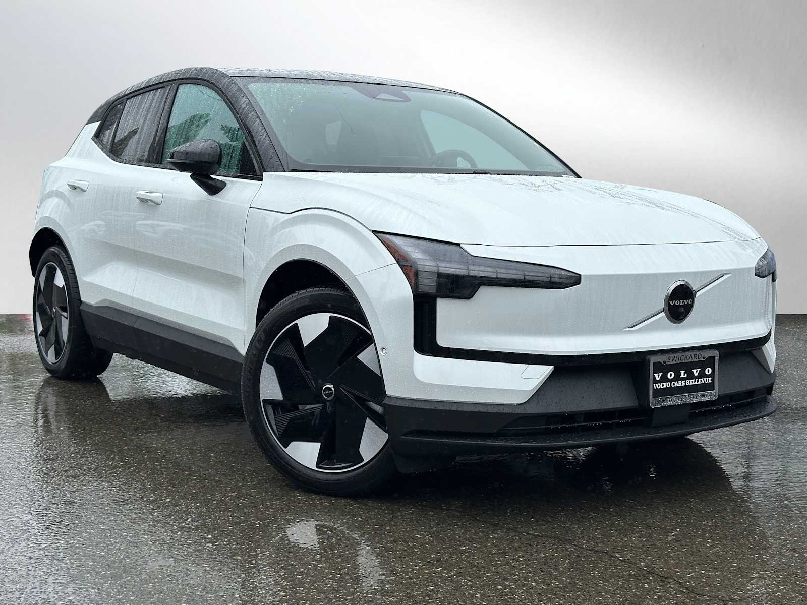2026 Volvo EX30 Twin Motor Performance Ultra's photo