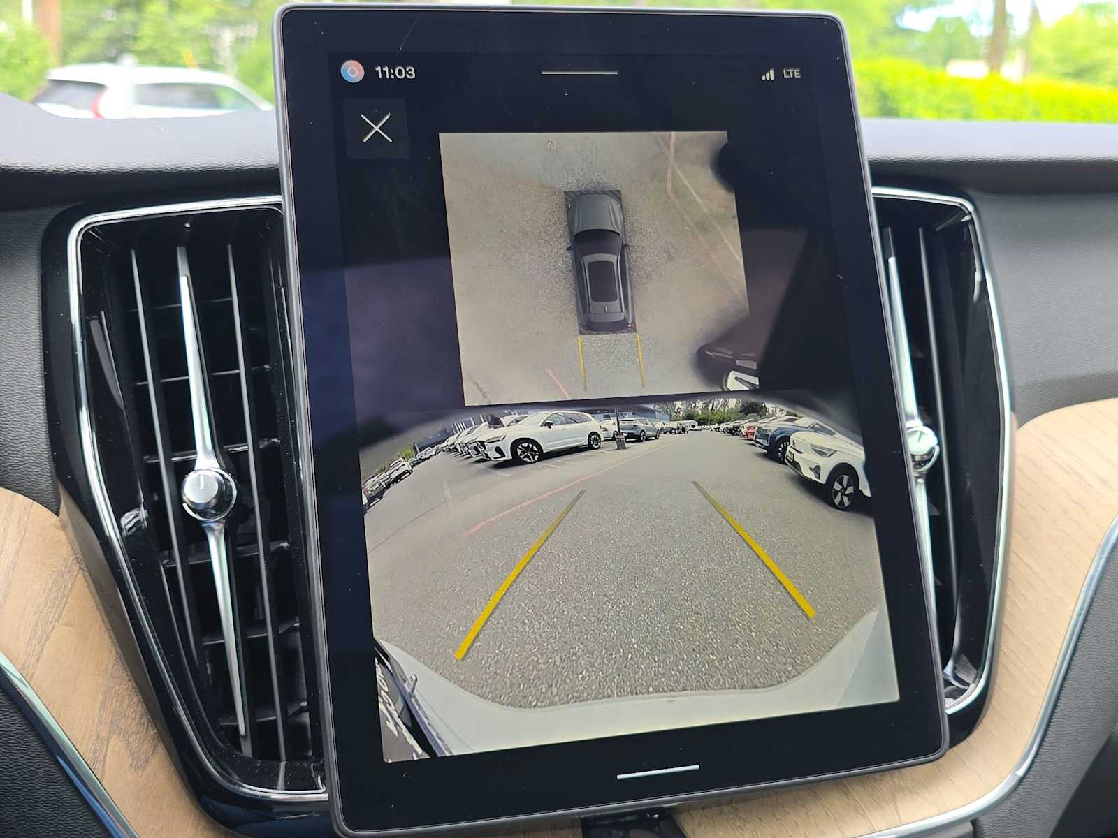 2026 Volvo XC60 Plus - Photo 26