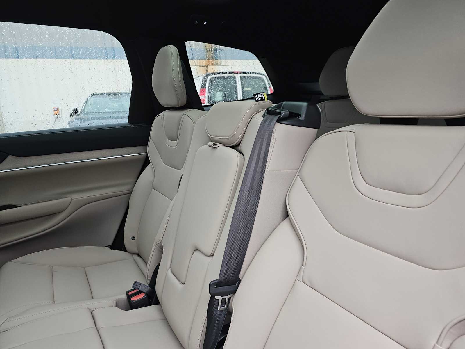 2025 Volvo EX90 Ultra - Photo 20