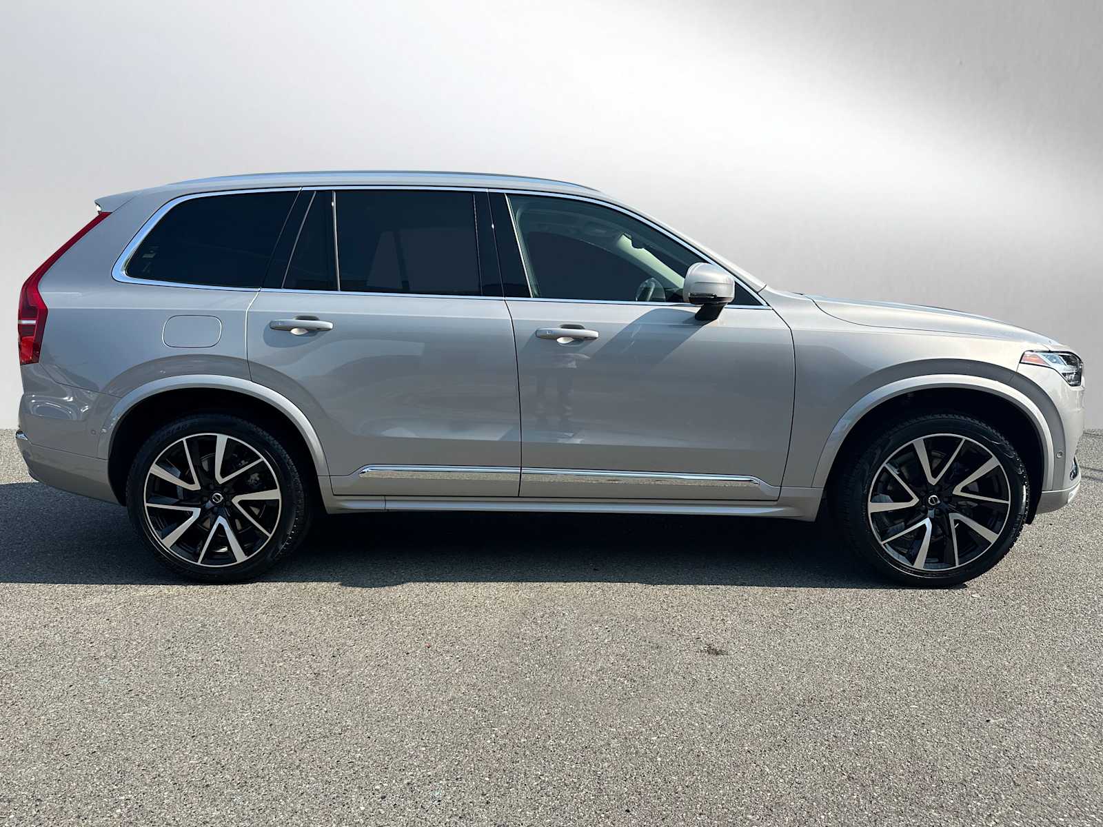 Certified 2025 Volvo XC90 Plus with VIN YV4062PE2S1291381 for sale in Bellevue, WA