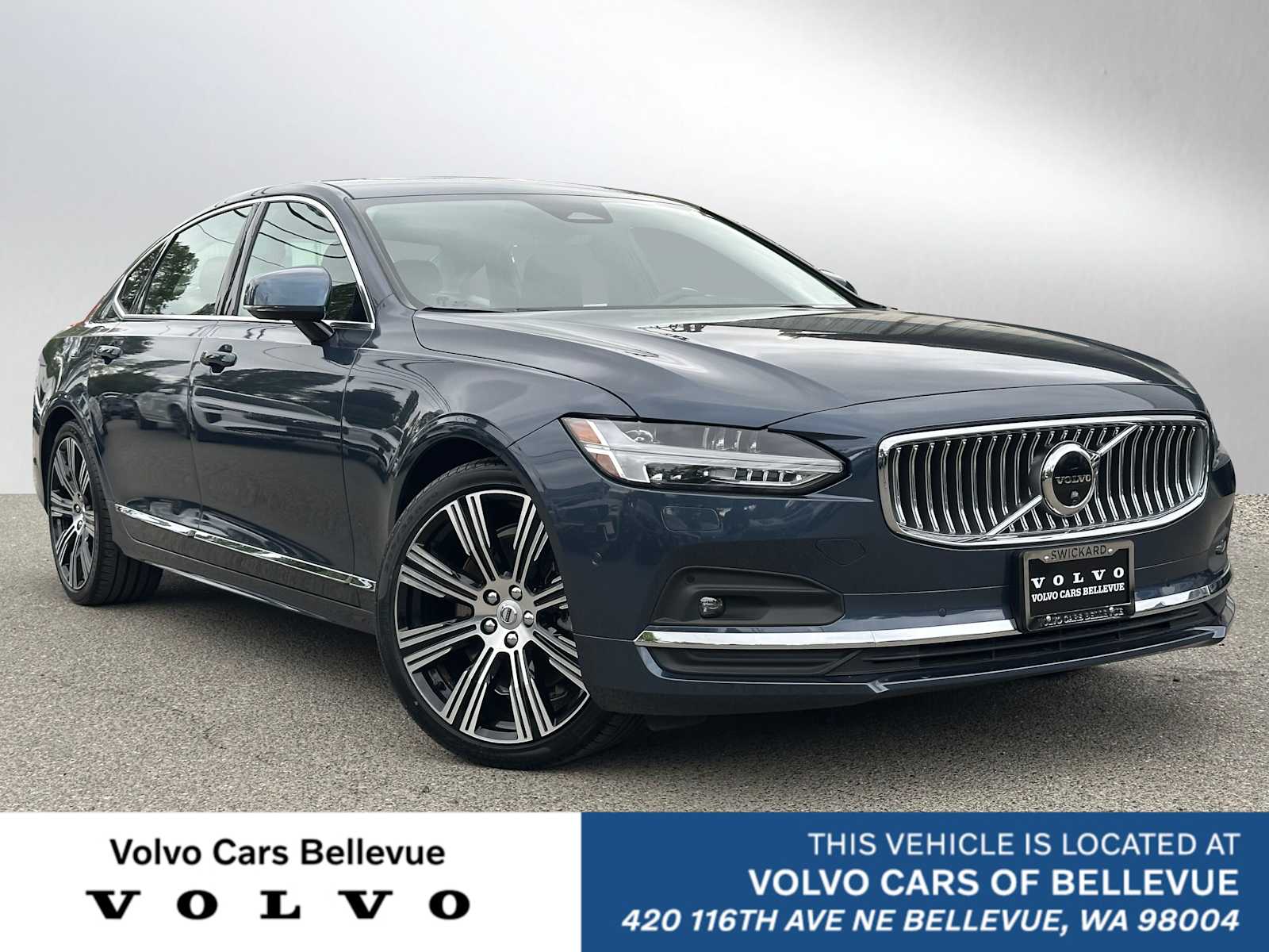 2023 Volvo S90 B6 Plus AWD's photo