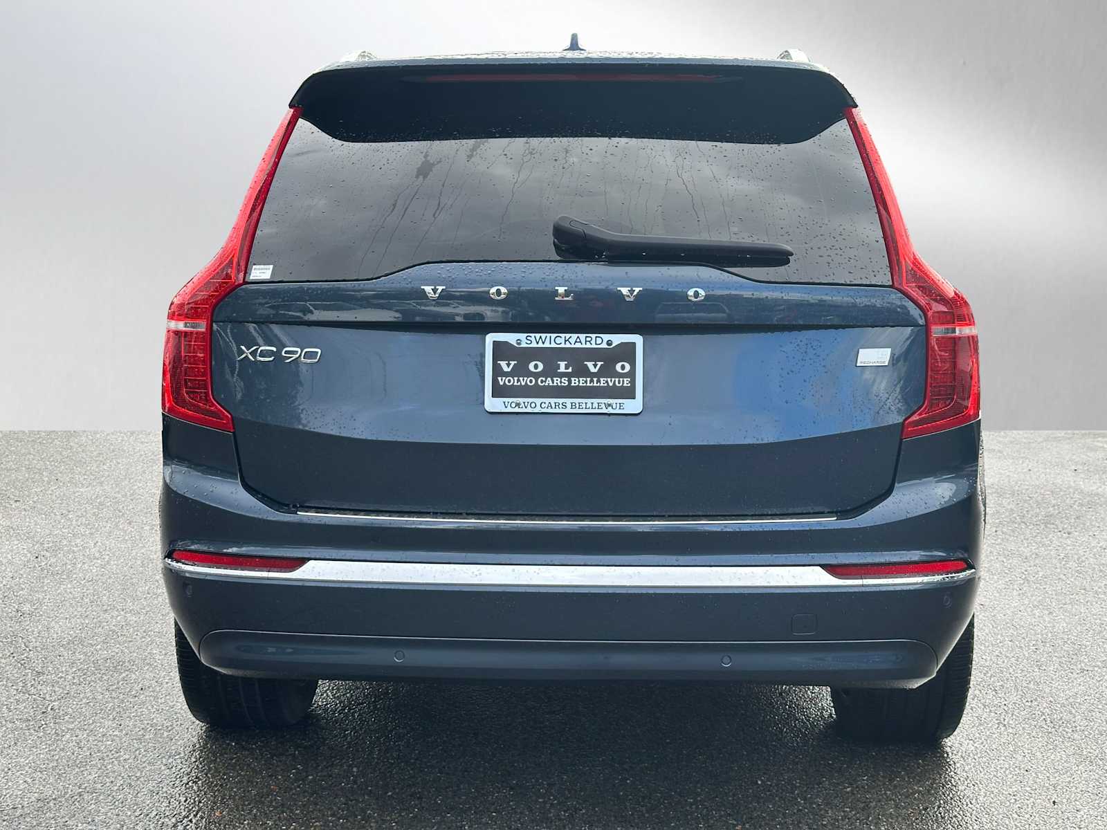 2024 Volvo XC90 T8 Ultimate photo 3