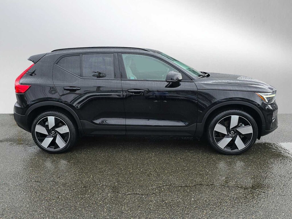 Certified 2023 Volvo XC40 Recharge Pure Electric Ultimate SUV