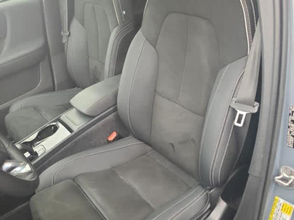 Used 2023 Volvo XC40 Recharge Pure Electric Ultimate SUV