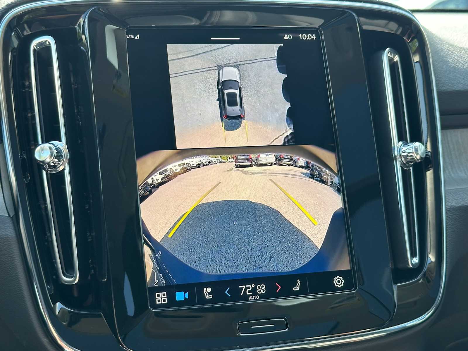 2025 Volvo XC40 Ultra - Photo 26