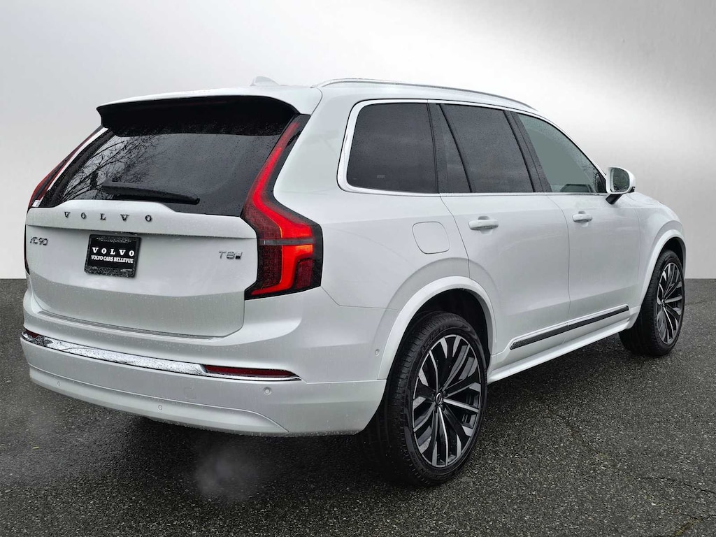 New 2026 Volvo XC90 plug-in hybrid T8 Ultra 7-Seater SUV