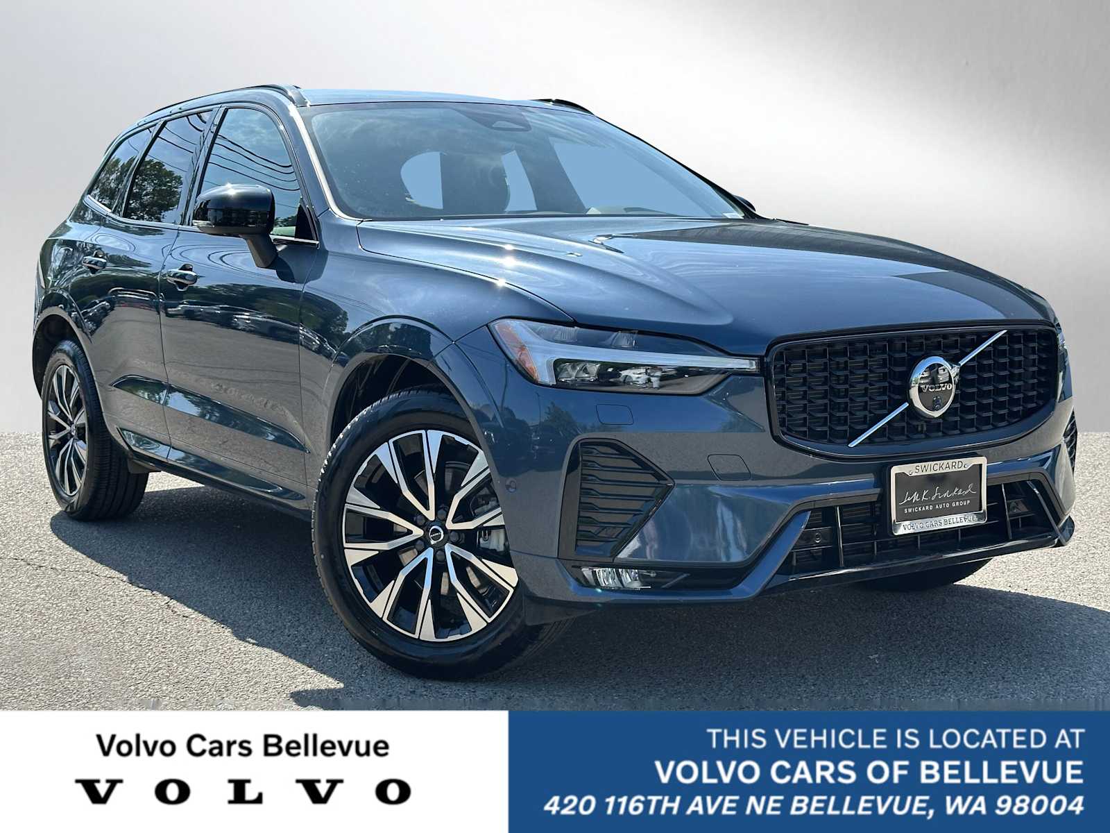 2025 Volvo XC60 B5 Plus Dark AWD's photo