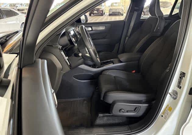 Used 2023 Volvo XC40 Ultimate with VIN YV4ED3UM5P2072199 for sale in Bellevue, WA
