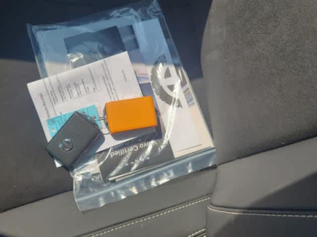 Used 2023 Volvo XC40 Recharge Pure Electric Ultimate SUV