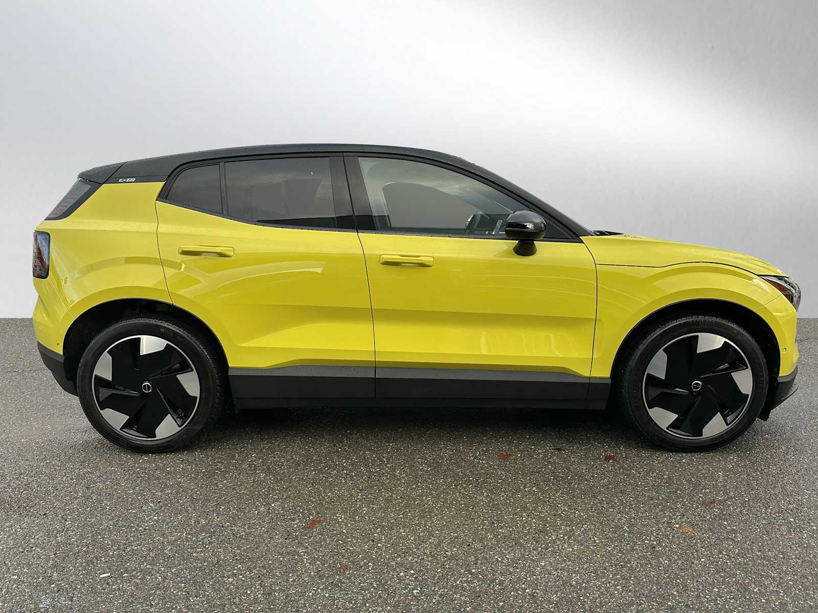 Used 2025 Volvo EX30 Ultra with VIN YV4EK3ZL6SS128455 for sale in Bellevue, WA