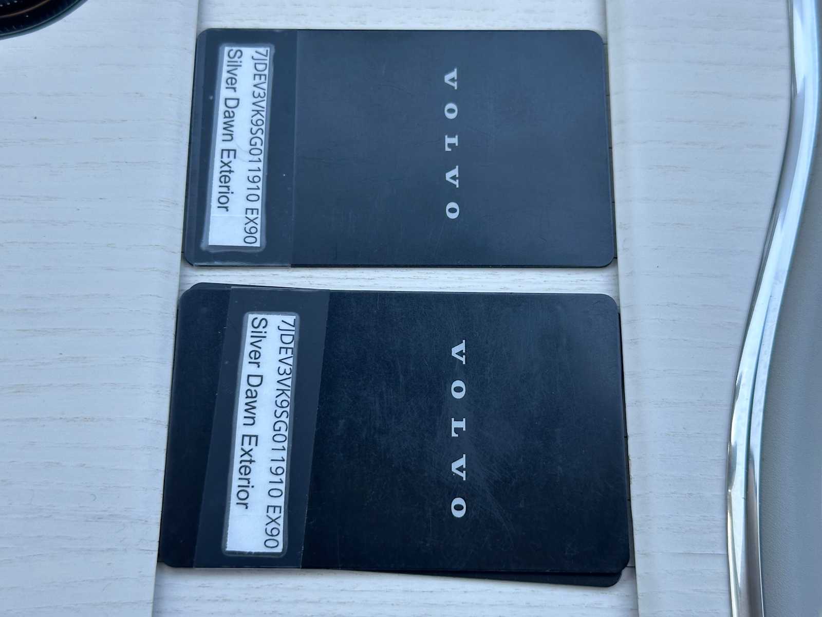 2025 Volvo EX90 Plus - Photo 35