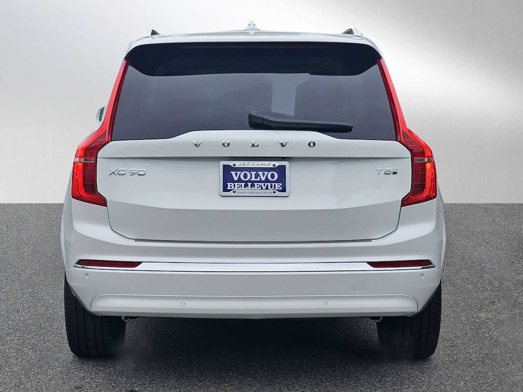 New 2025 Volvo XC90 plug-in hybrid T8 Plus 7-Seater SUV