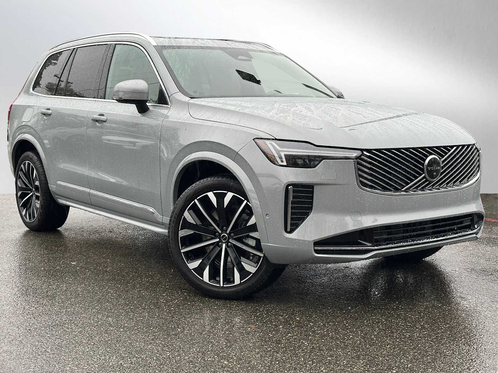 2026 Volvo XC90 Plus's photo