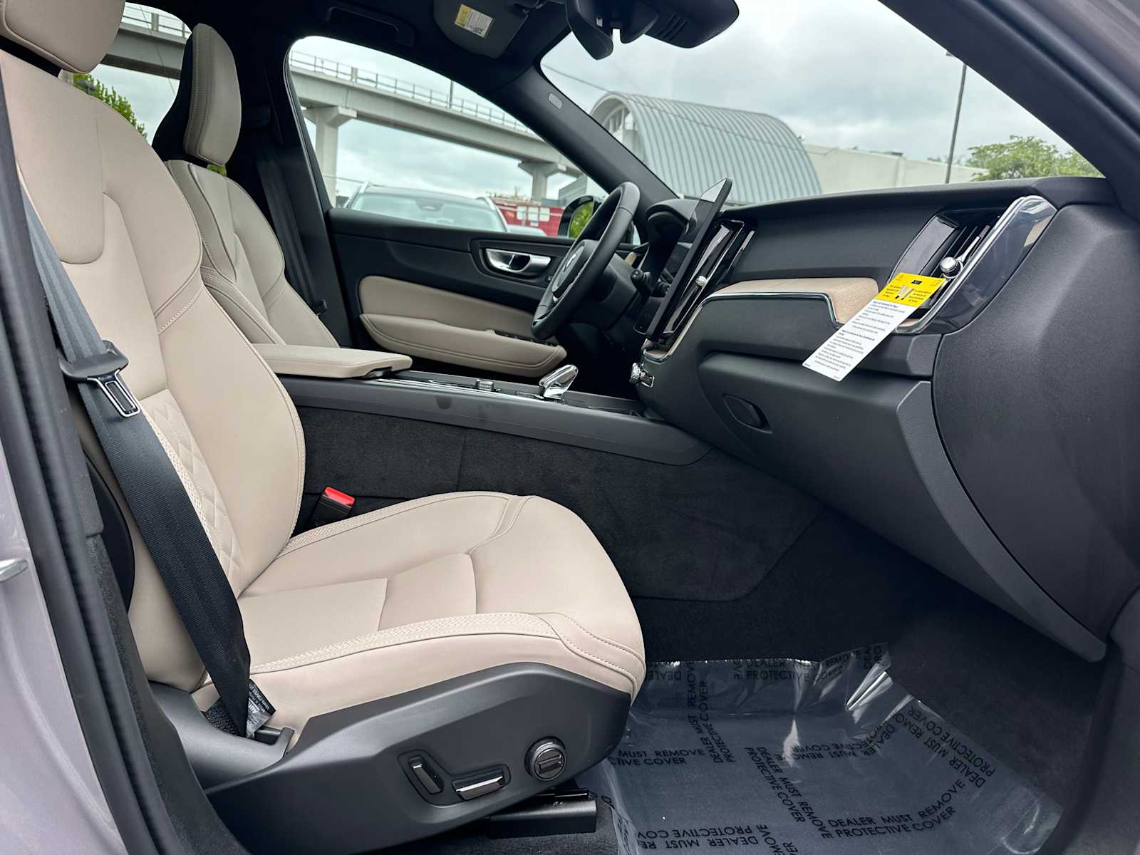 2026 Volvo XC60 Core - Photo 10