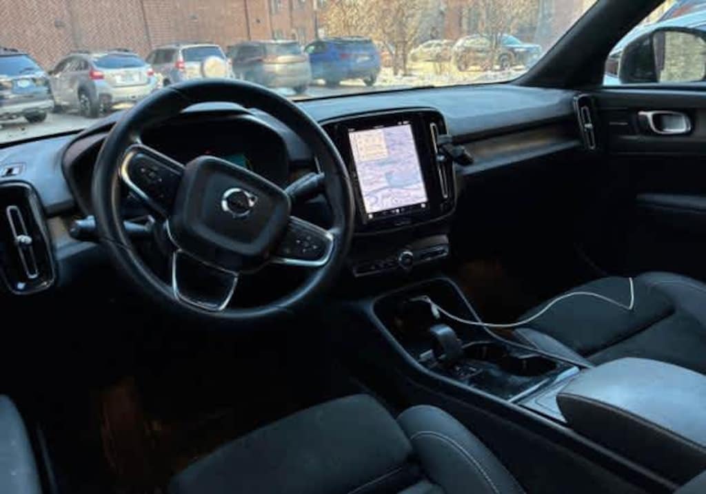 Used 2023 Volvo XC40 Recharge Pure Electric Ultimate SUV