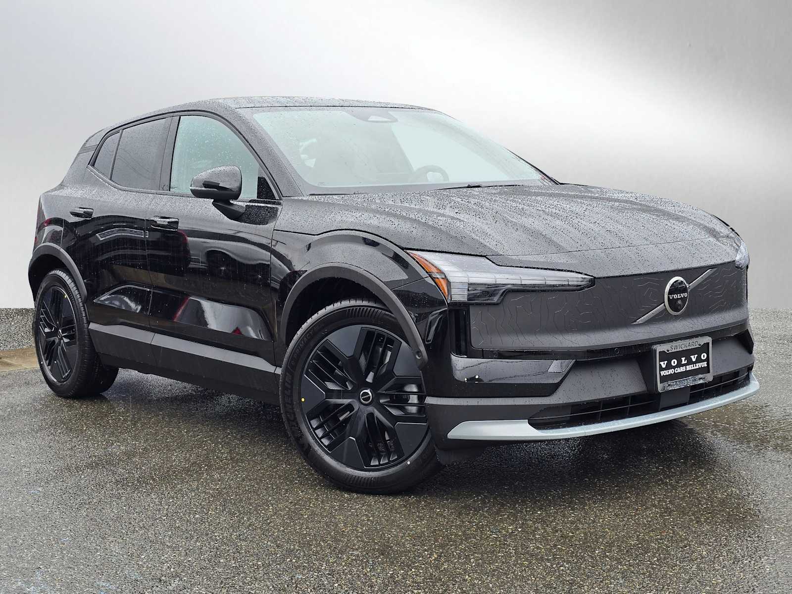 2026 Volvo EX30 Twin Motor Cross Country Ultra's photo