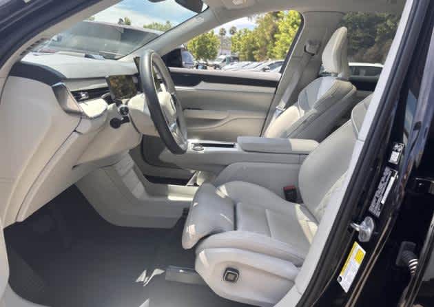 Used 2025 Volvo EX90 Ultra with VIN 7JDEV3KL6SG000604 for sale in Bellevue, WA