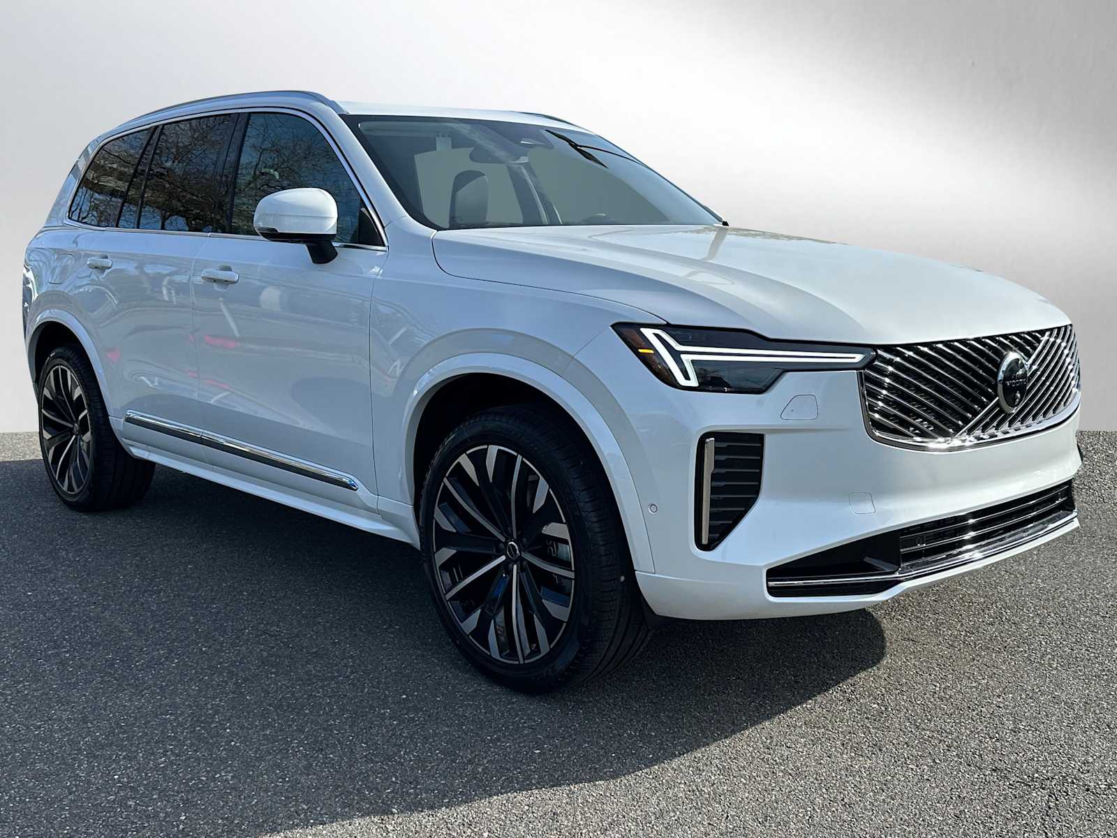 2025 Volvo XC90 B5 (2025.5) Plus