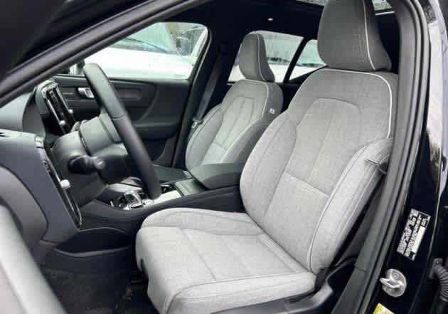 Used 2023 Volvo XC40 Ultimate with VIN YV4ED3UM0P2069985 for sale in Bellevue, WA