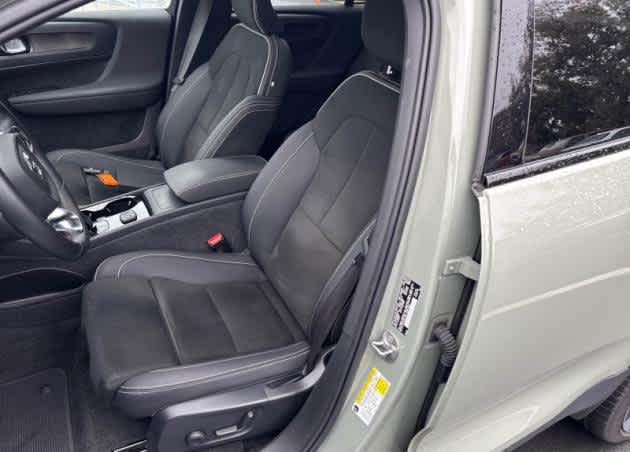 Used 2023 Volvo C40 Ultimate with VIN YV4ED3GM4P2052943 for sale in Bellevue, WA