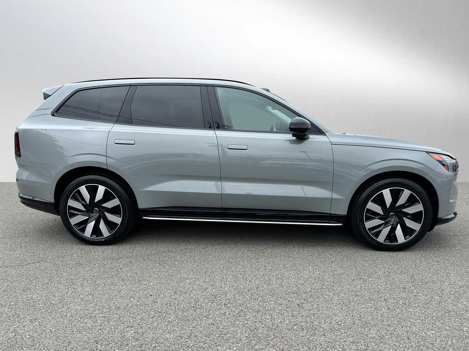 Certified 2025 Volvo EX90 Ultra with VIN 7JDEV3VL8SG006299 for sale in Bellevue, WA