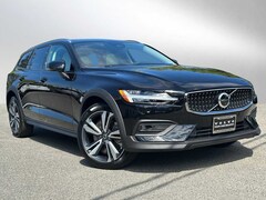 2026 Volvo V60 Cross Country B5 Plus AWD Wagon