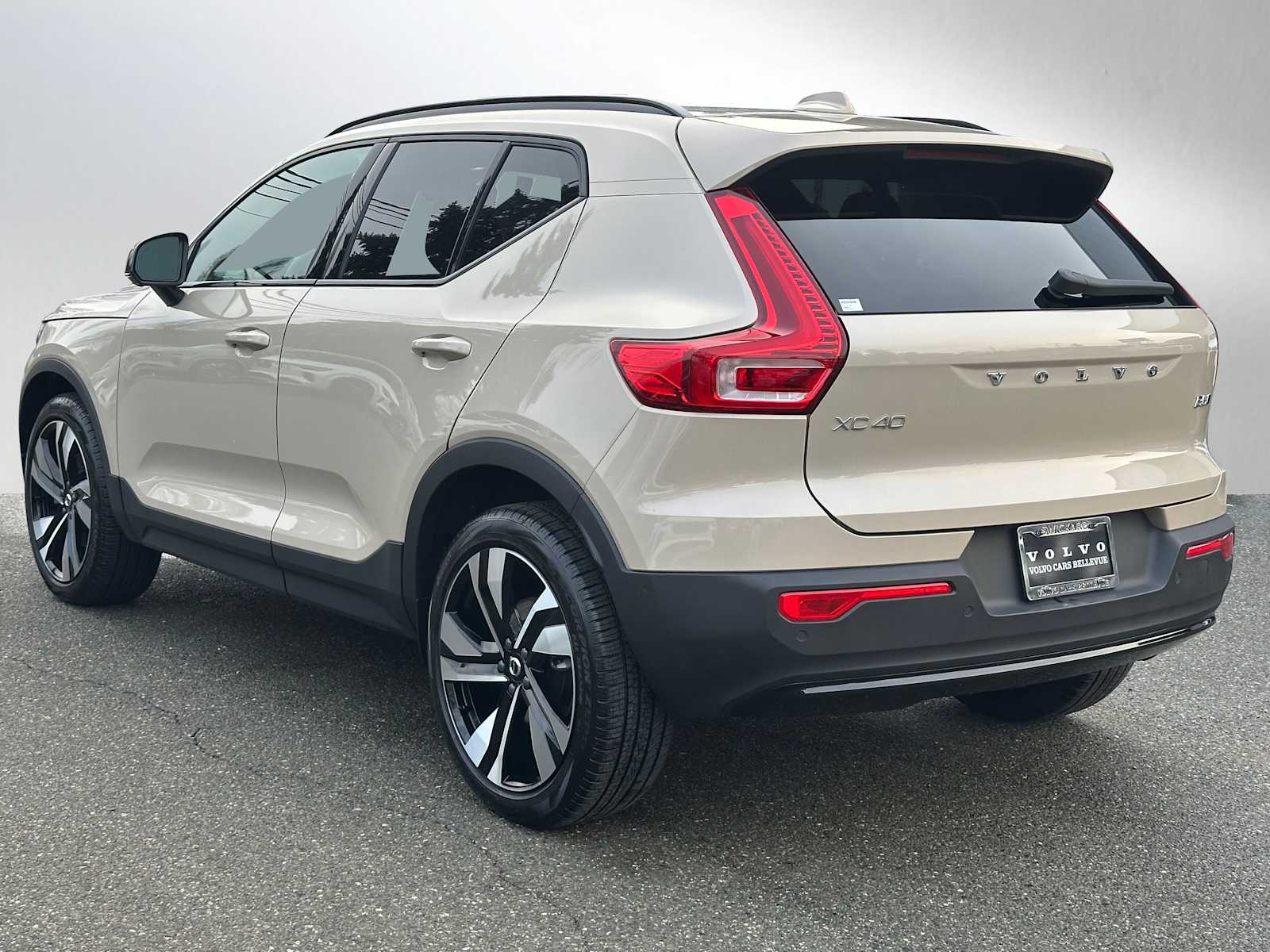 2025 Volvo XC40 Ultra - Photo 5