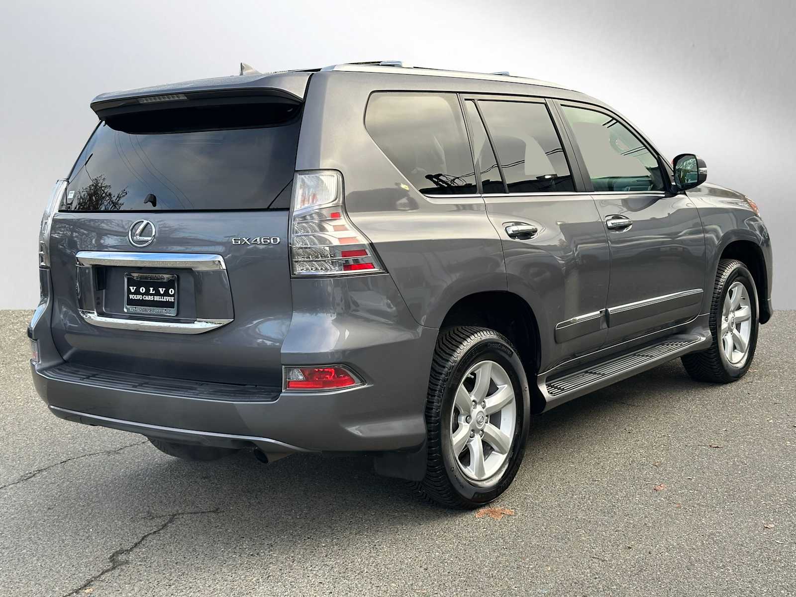 2016 Lexus GX 460 photo 3