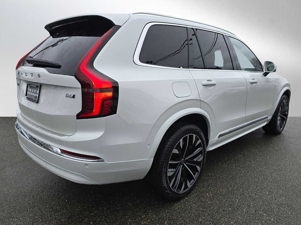 New 2026 Volvo XC90 B6 Plus 7-Seater SUV