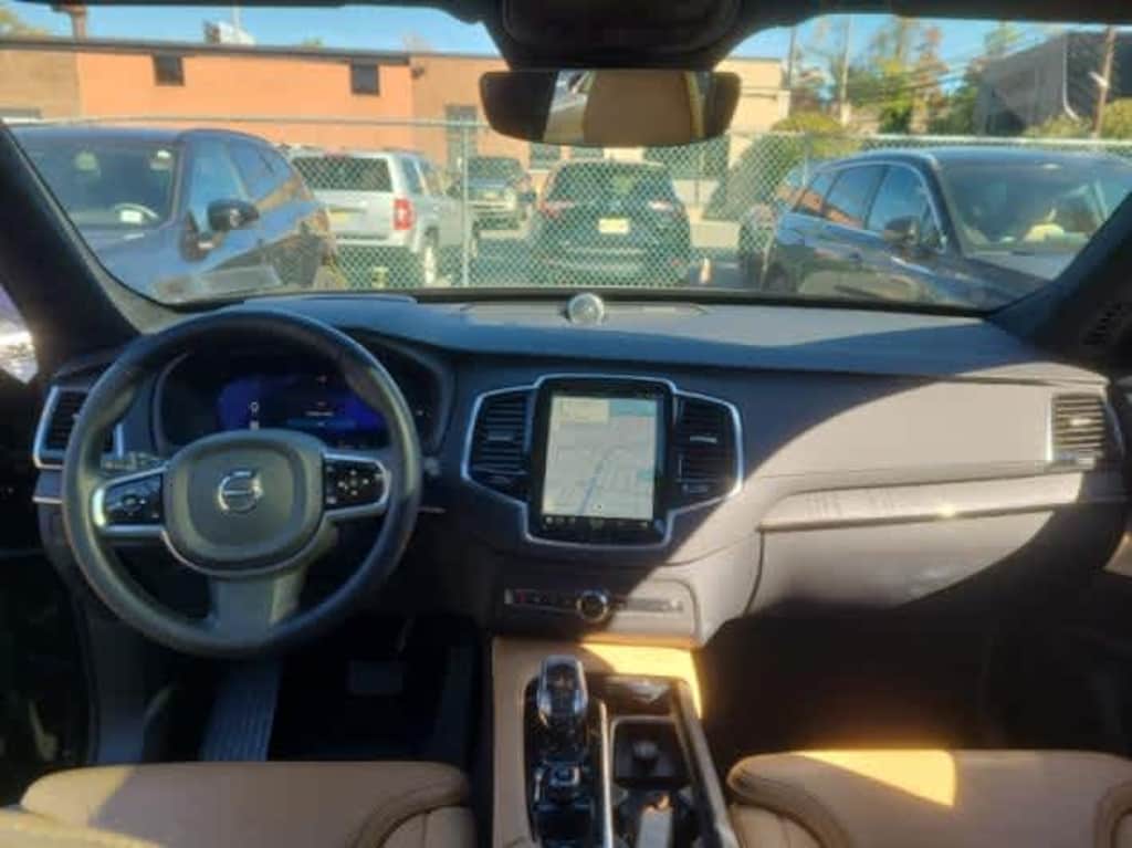 Used 2024 Volvo XC90 plug-in hybrid T8 Ultimate Bright 7-Seater SUV